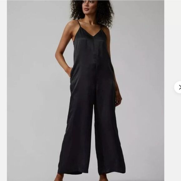 Athleta Large Black Calm Cool Jumpsuit - NWOT